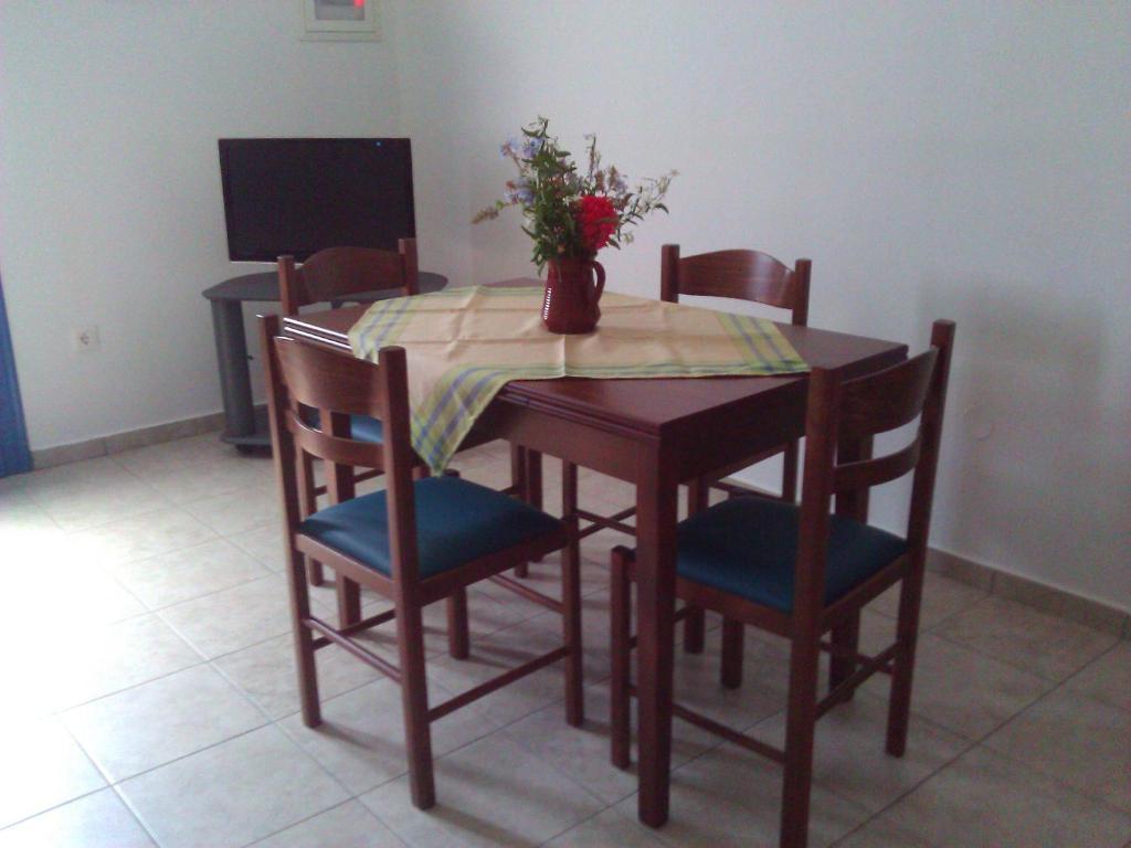Agnanti Apartments Vathi  Rom bilde